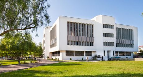 Özay Oral Library